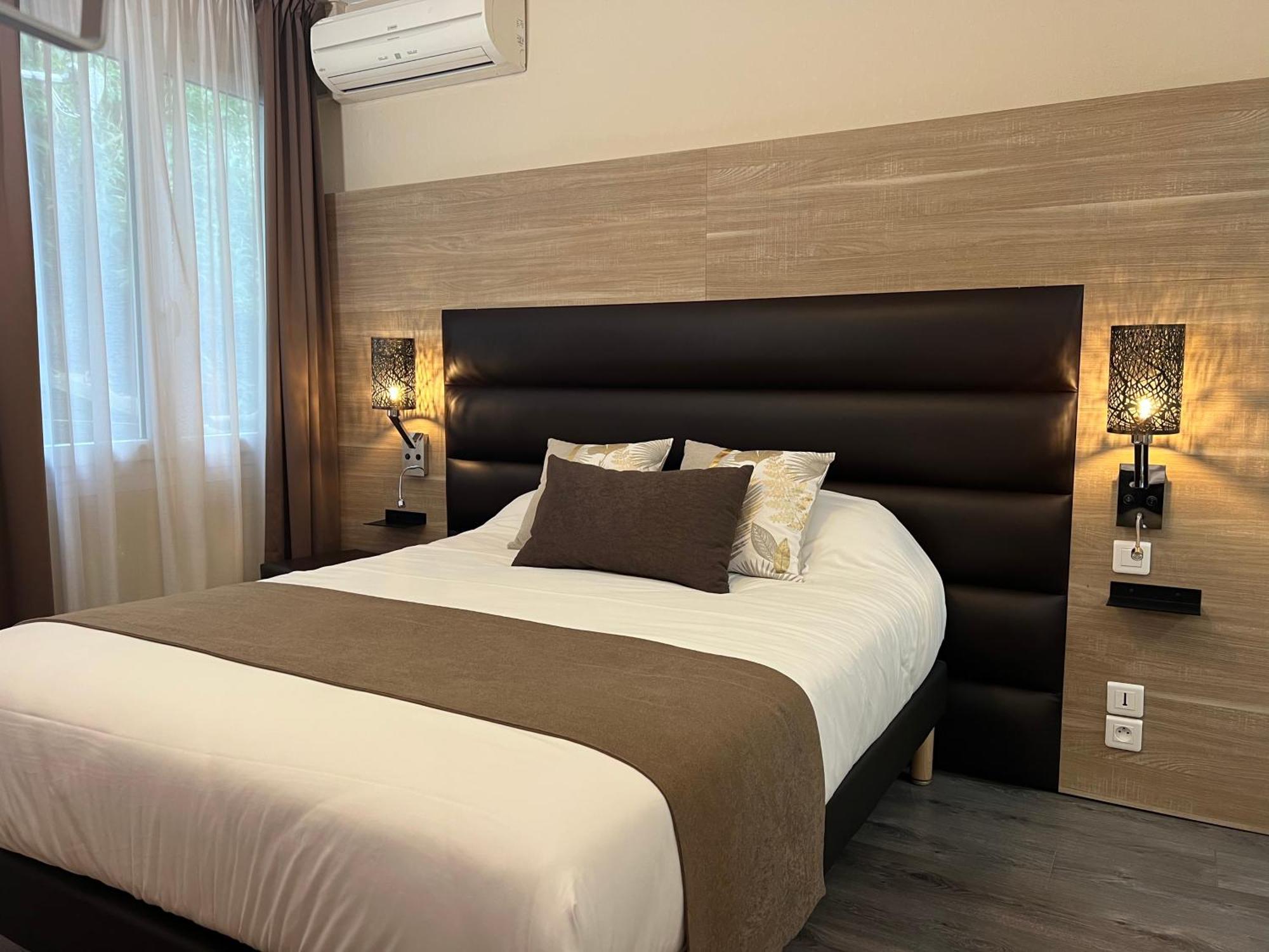 Logis Hotel - Auberge De L'Helix Rosoy  Esterno foto